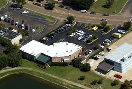 River Oaks Center - 3,240 SF Restaurant Space - Flowood MS