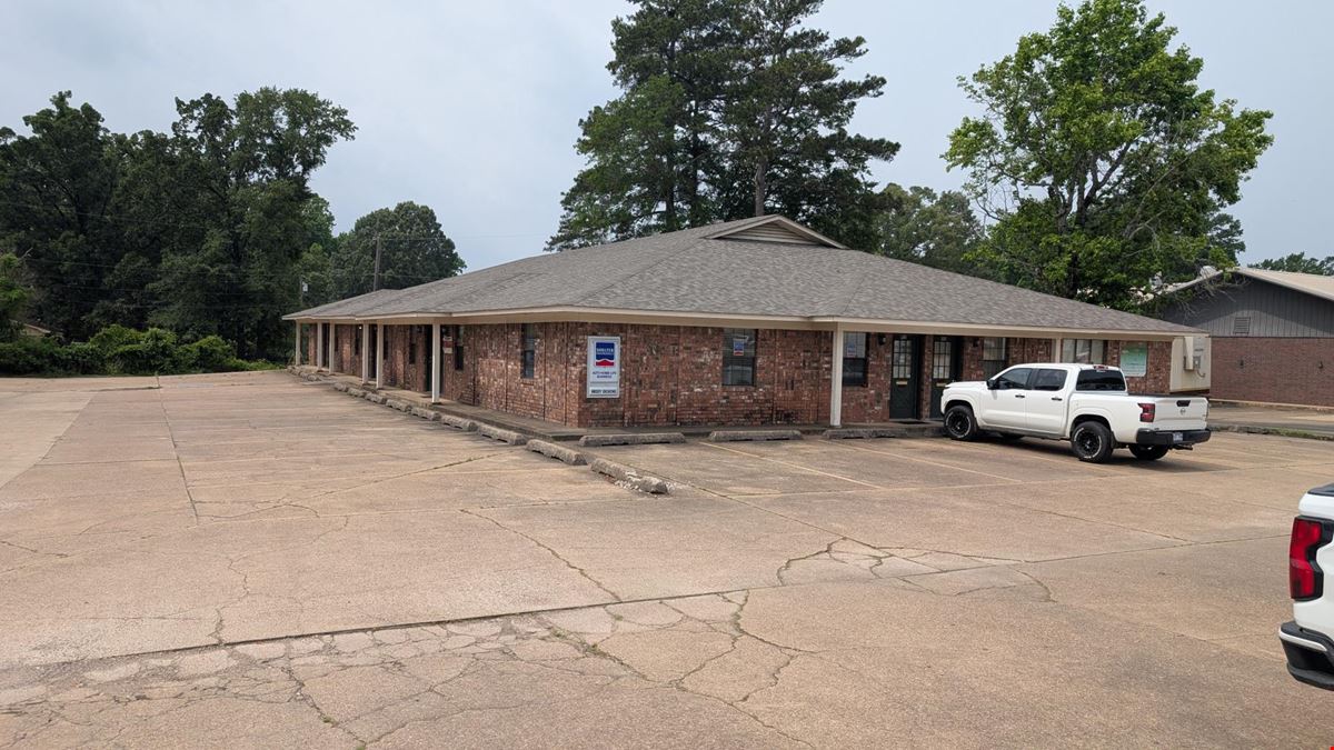 1600 Arkansas Blvd Texarkana