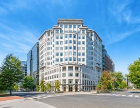 800 Connecticut Avenue NW