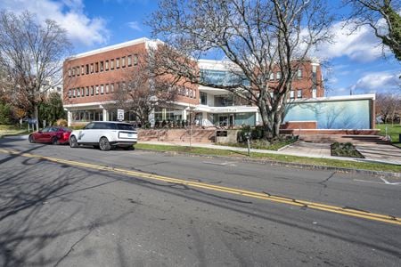 Photo of commercial space at 1 Lafayette Pl in Greenwich