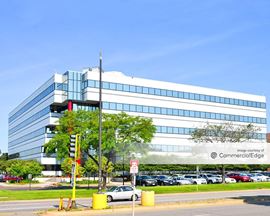 Broadway Corporate Center - Broadway Place East