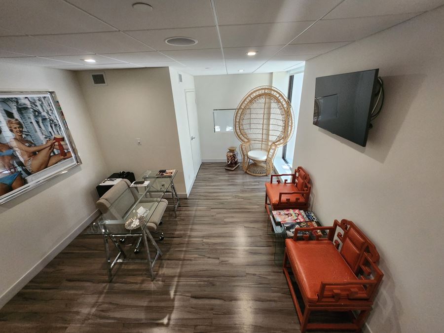Part Time Medical Office Availble to Lease in Palm Beach - BLOCKS FROM WORTH AVE