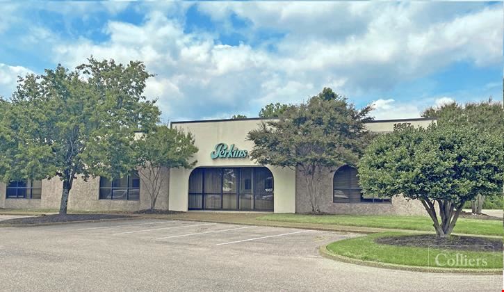 Shelby Oaks Corporate Park - 5,625 SF Available