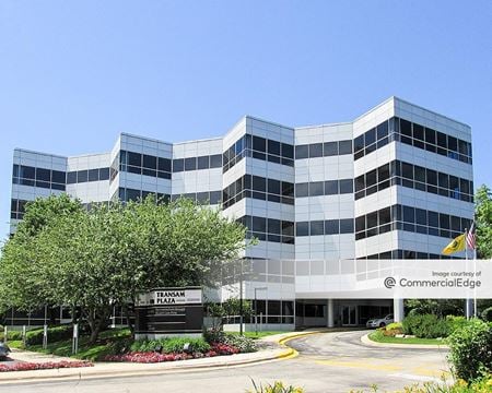 Photo of commercial space at 2 TransAm Plaza in Oakbrook Terrace