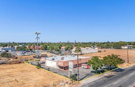 Photo of commercial space at 6883 Lindale Drive in Sacramento