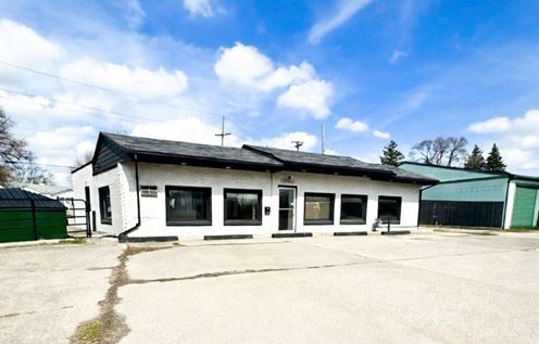 2223 Woodville Rd