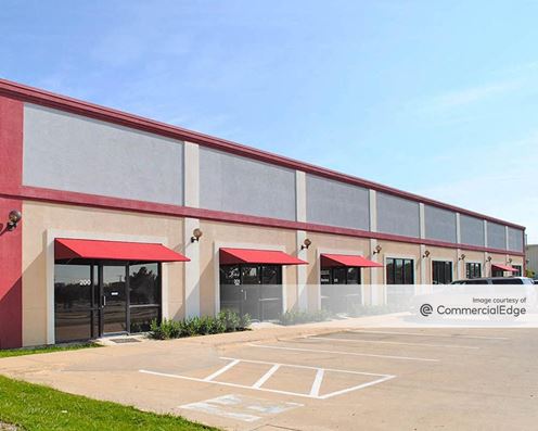 McKinney Business Plaza