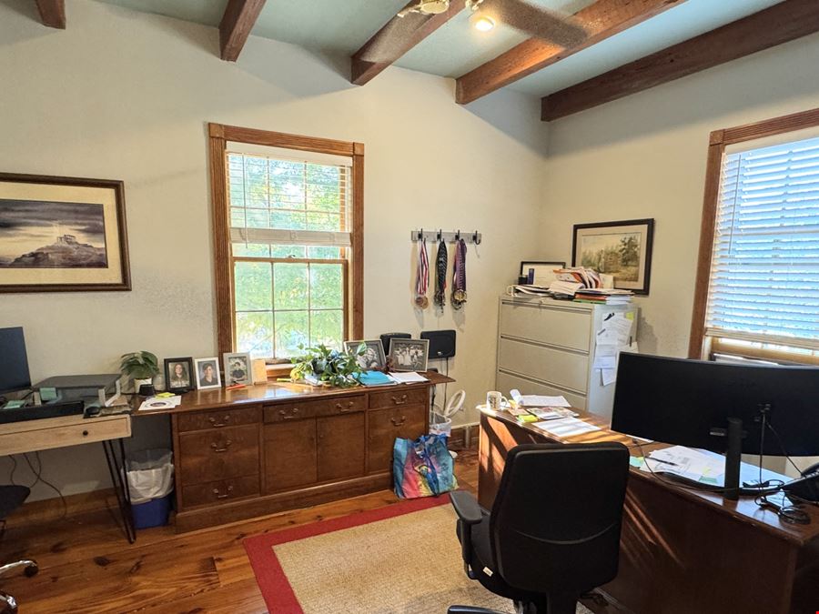 Classic Wrenwood Office Space