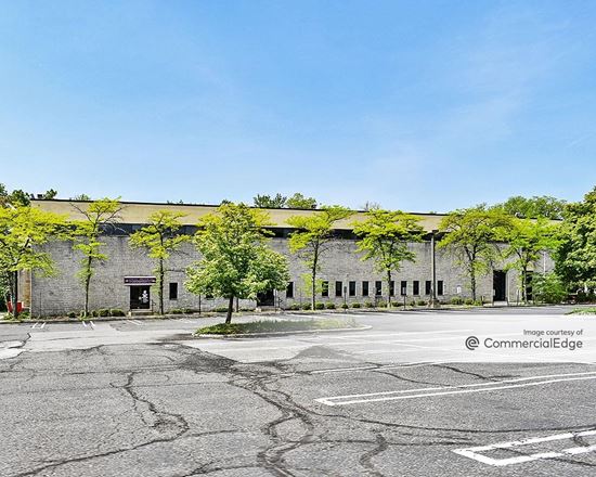 40 Eisenhower Drive