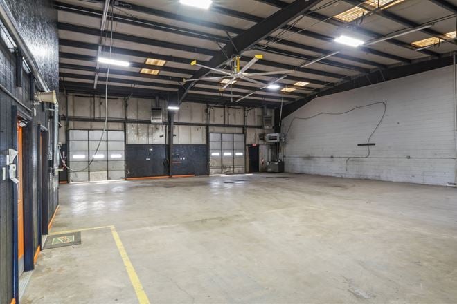 10210 Marsh Rd Building 2 Units 4 & 5