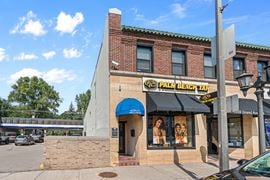 1061 Grand Ave