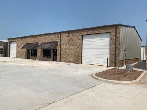 7605 & 7601 NW 79th
