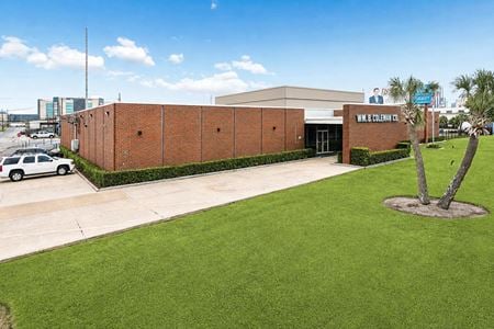 Industrial space for Rent at 4001 Earhart Boulevard in New Orleans
