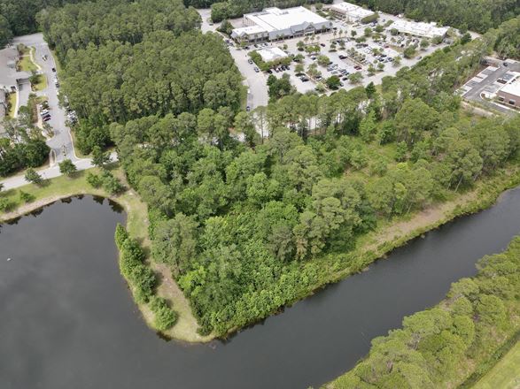 High Profile Lot at 278 / 170 Intersection