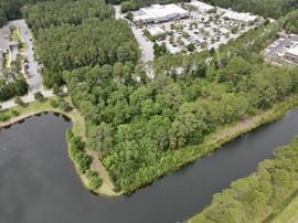 High Profile Lot at 278 / 170 Intersection