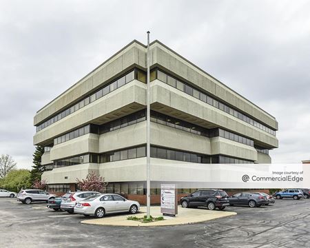 Commercial space for Rent at 6001 Cochran Road in Solon