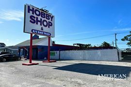 Stabilized Retail Investment with Fenced Yard