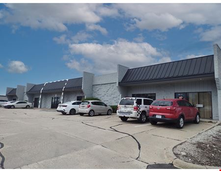 Industrial space for Rent at 13406-18 C Street in Omaha