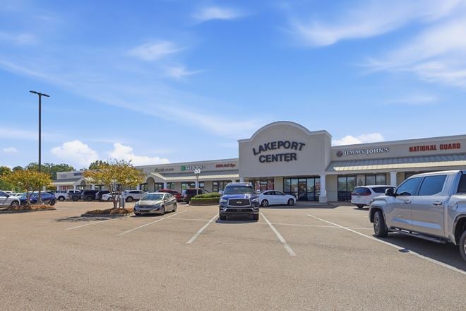 4225 Lakeland Drive