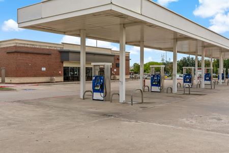 Commercial space for Sale at 4001 W Spring Creek Pkwy in Plano