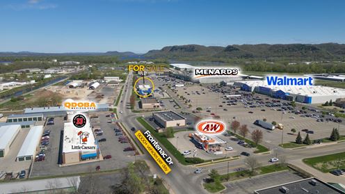 1035 Frontenac Dr - Winona Retail Center For Sale