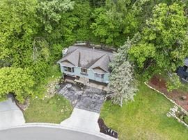 NE Rochester Hillside Home