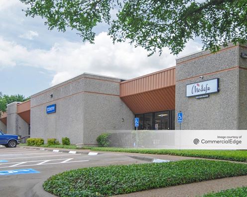Collins Boulevard Service Center