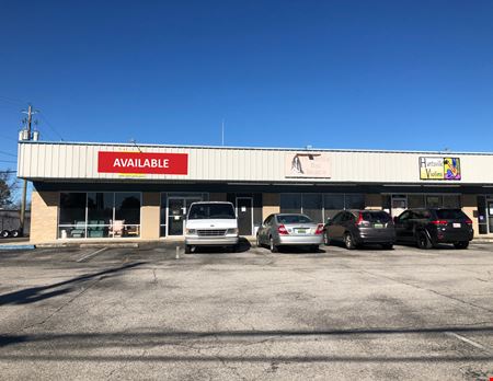 Retail space for Rent at 7920 Charlotte Drive in Huntsville