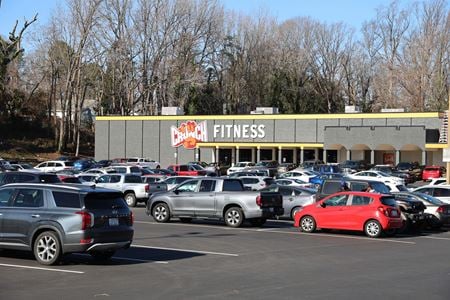 Retail space for Rent at 3932 W Market St in Greensboro