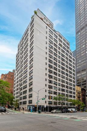 580 Third Avenue