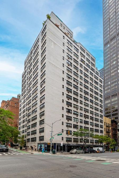 Other space for Sale at 580 3rd Avenue in New York