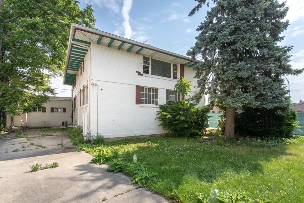 1330 Webford