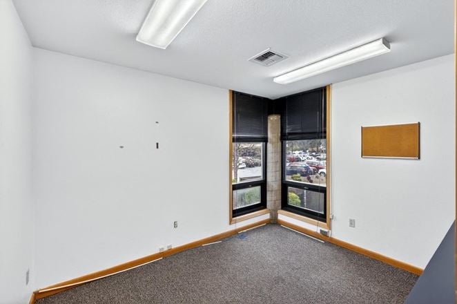 950 W. Ironwood Dr. #3