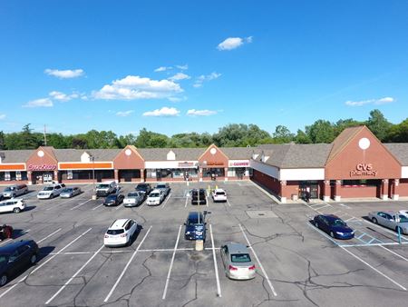 Retail space for Rent at 46922 Romeo Plank Rd in Macomb