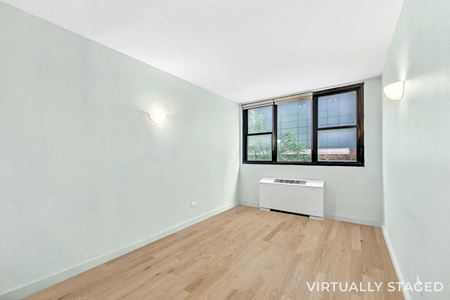 330-203 Space Photo Gallery 4