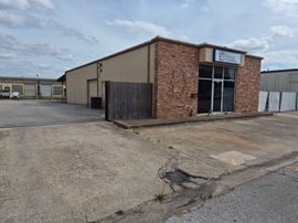 6802 Broad Avenue - Flex Space