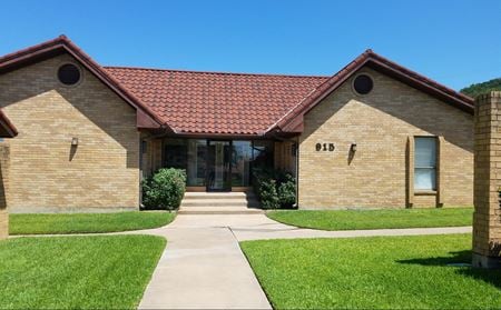 Office space for Sale at 915 E Hubbard in Mineral Wells