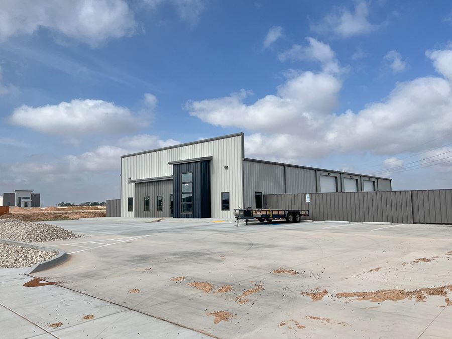 Office / Warehouse | 6704 Yonkers Avenue