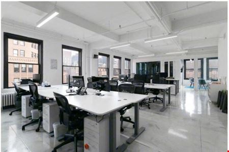 Shared and coworking spaces at 555 8th Avenue in New York
