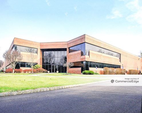 1600 Cottontail Lane