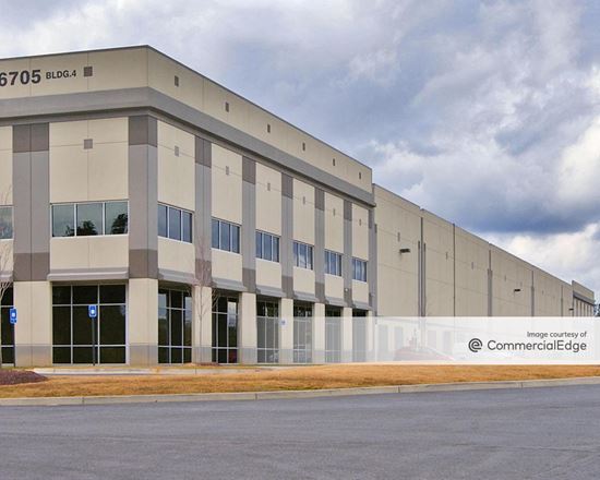 Majestic Airport Center III - Building 4 - 6705 Oakley Industrial Blvd, Union  City, GA | industrial Building