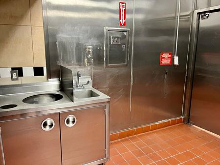 713      Space Photo Gallery 6