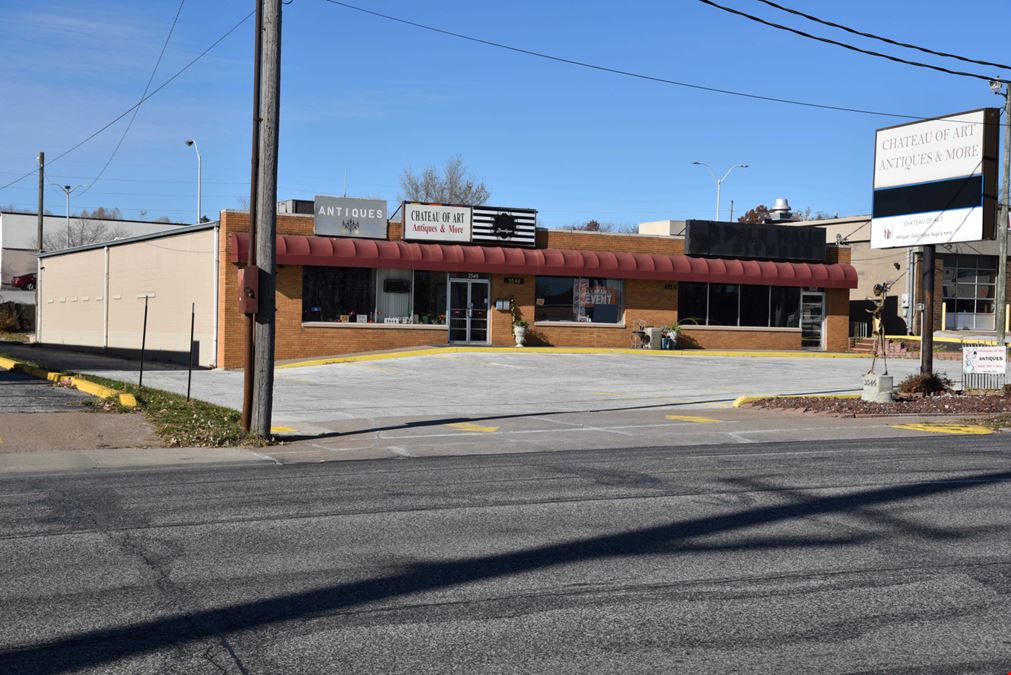 3546-3548 N Brady Street Lease