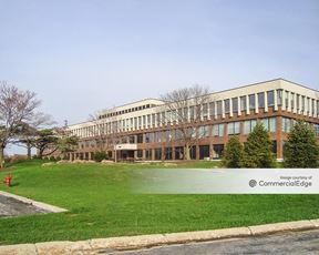 Oak Brook Commerce Center - 903 Commerce Drive, Oak Brook, IL | Office