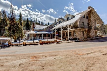 Brook Forest Inn