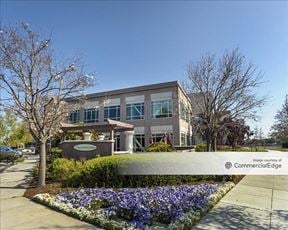 The Pointe at Redwood Shores