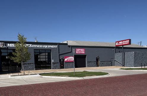 DOWNTOWN WICHITA SHOWROOM/WAREHOUSE