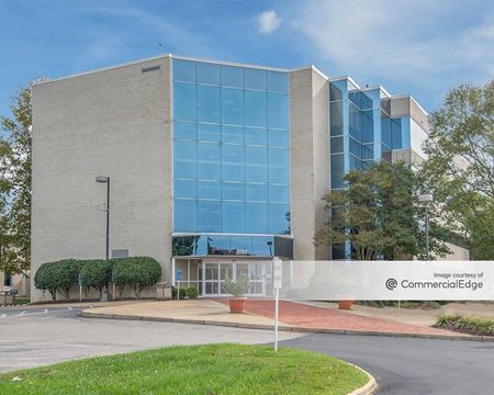 Photo of commercial space at 1080 First Colonial Road in Virginia Beach
