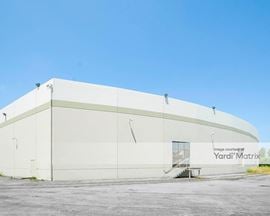 Trimble Distribution Center - 500-620 East Trimble Road