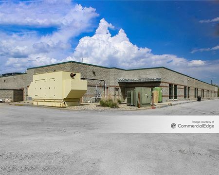 Commercial space for Rent at 4023 Reas Lane in New Albany